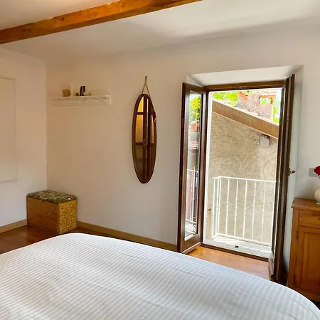 Captain's Quarters - Townhouse On Maggiore *