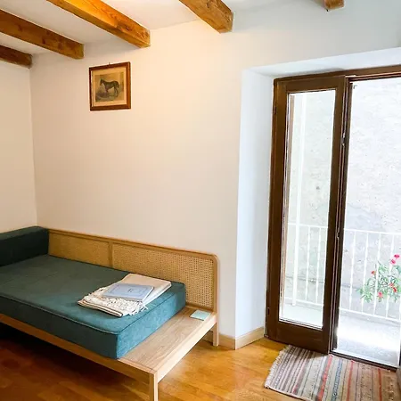 Captain's Quarters - Townhouse On Maggiore * Lesa